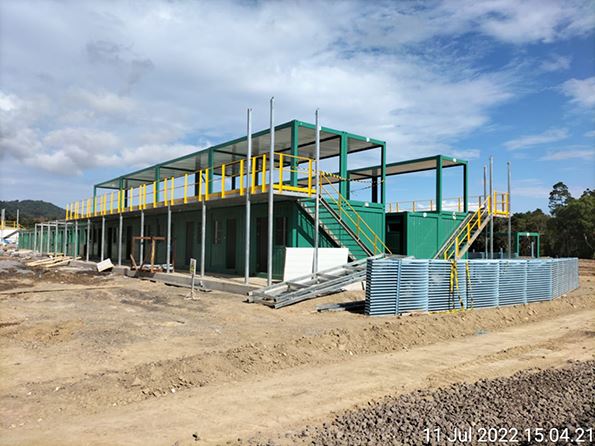 Scéim Dearaidh dormitory Campa Mianadóireachta (Bunaithe ar Mhodúil Tithe Coimeádán Flatpack CBC)